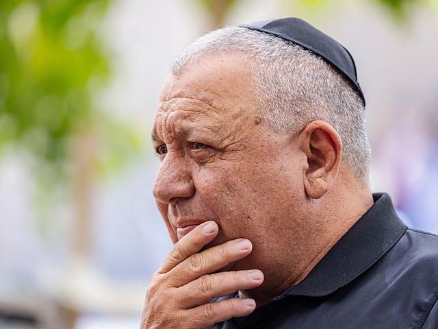 Son of war cabinet minister and ex-IDF chief Gadi Eisenkot among two soldiers killed in Gaza