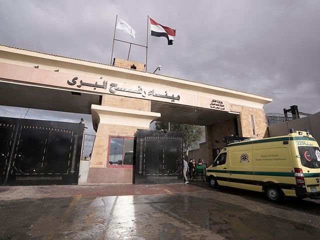Hamas asks Egypt to open Rafah border to evacuate wounded