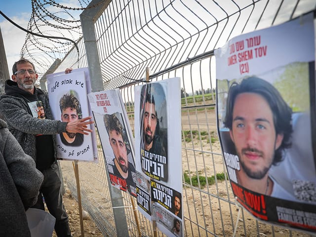 Israel at War: Day 98