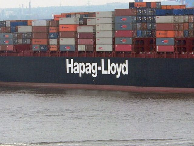 Hapag-Lloyd offers Saudi Arabia land routes because of Red Sea diversions
