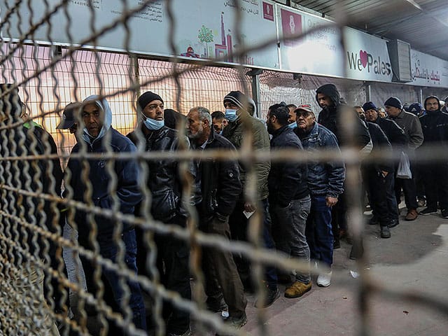 Government considering bringing back 'safe' Palestinian workers