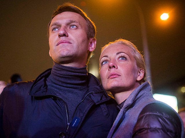 Yulia Navalnaya vows to carry on her husband's work