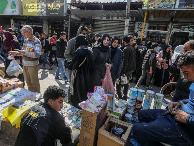 Reuters: Hamas establishes 'Public Security Committee' in Rafah to control market pricing