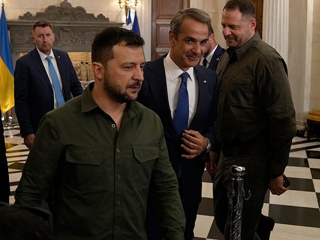 Zelensky: People killed in today's Russian strike on Odessa