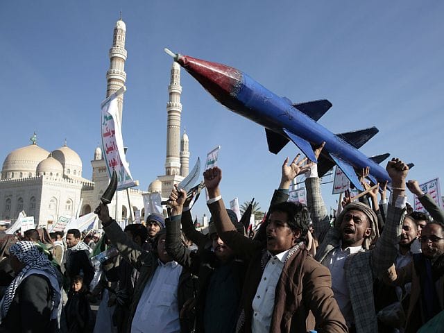 Houthis threaten to attack ships in Indian Ocean as well
