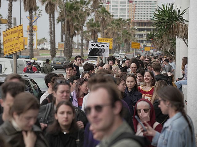 'Noon against Putin': Russian presidential elections in Israel