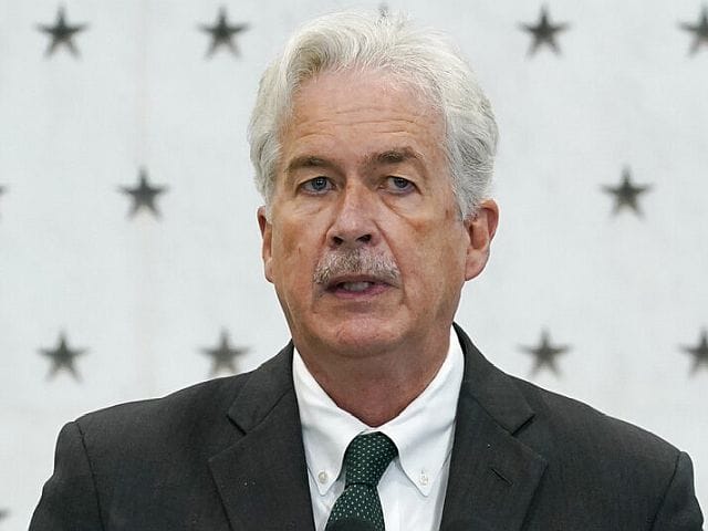 Egyptian President meets head of CIA in Cairo