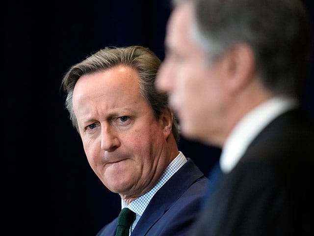 Cameron meets Trump, hoping to persuade Republicans to help Ukraine