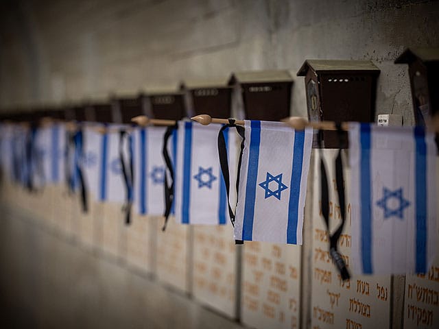 821 military and security personnel died since last Remembrance Day