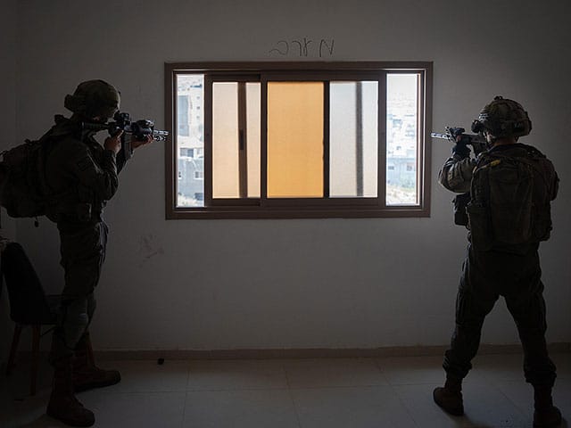 Troops are clashing with gunmen during ongoing raid in Jenin