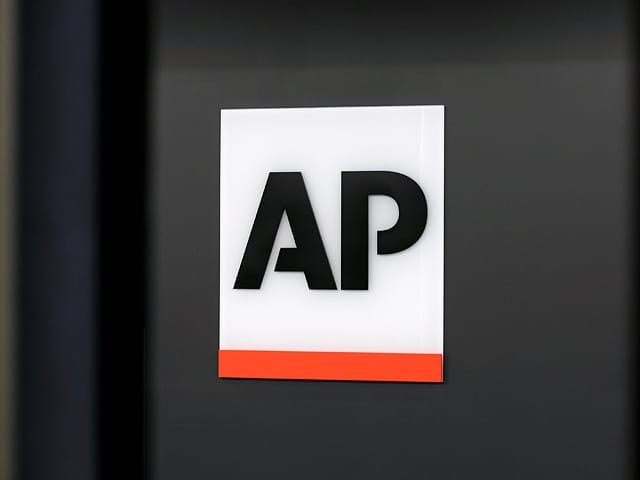 Netanyahu asked Communications Minister to return seized equipment to AP