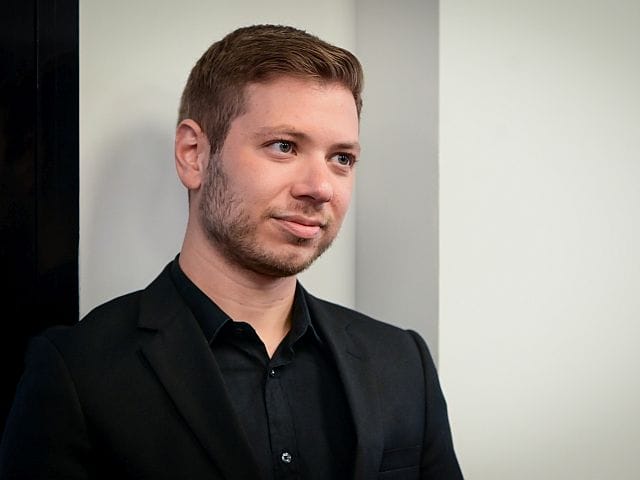 Yair Netanyahu shares gym selfie amid IDF soldier death announcements