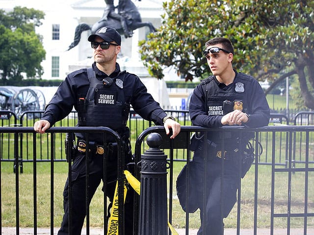 US Secret Service employee robbed at gunpoint in LA