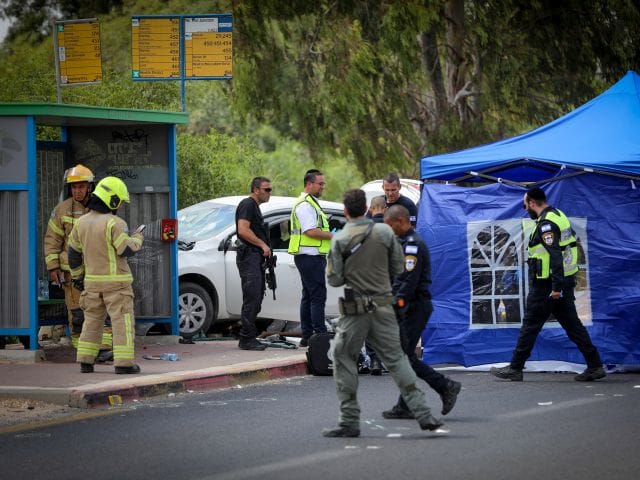 Two soldiers injured in yesterday's car-ramming terror attack discharged from hospital