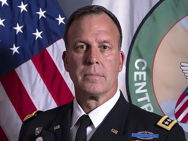 CENTCOM Chief visits Egypt