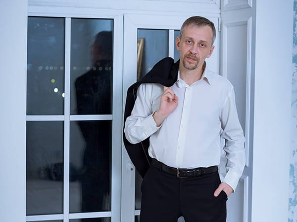 Lawyer who accompanied Navalny's mother to Salekhard detained in Moscow