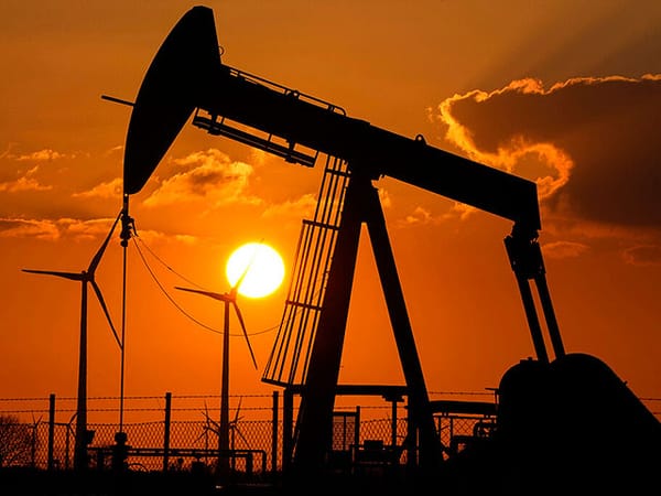 Saudi Arabia and Russia extend voluntary oil production restrictions