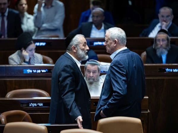 'He doesn't want an agreement on the conscription law': Deri criticizes Gantz