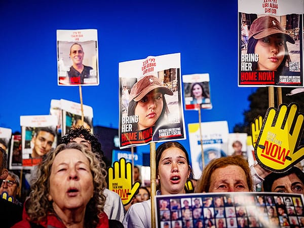 Families of hostages block Begin Highway in Tel Aviv for 209 minutes