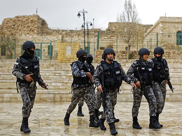 Islamist militants receiving weapons from Iran arrested in Jordan